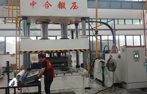 拉伸不銹鋼水槽需要多大噸位液壓機(jī)？