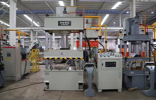 200噸液壓機(jī)哪家好？滕州液壓機(jī)哪個(gè)廠家好？