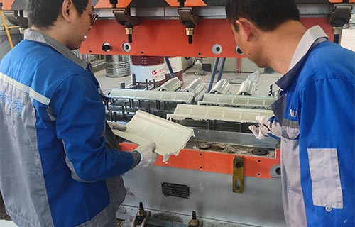 模壓仿古樹脂瓦需要多大噸位液壓機(jī)？