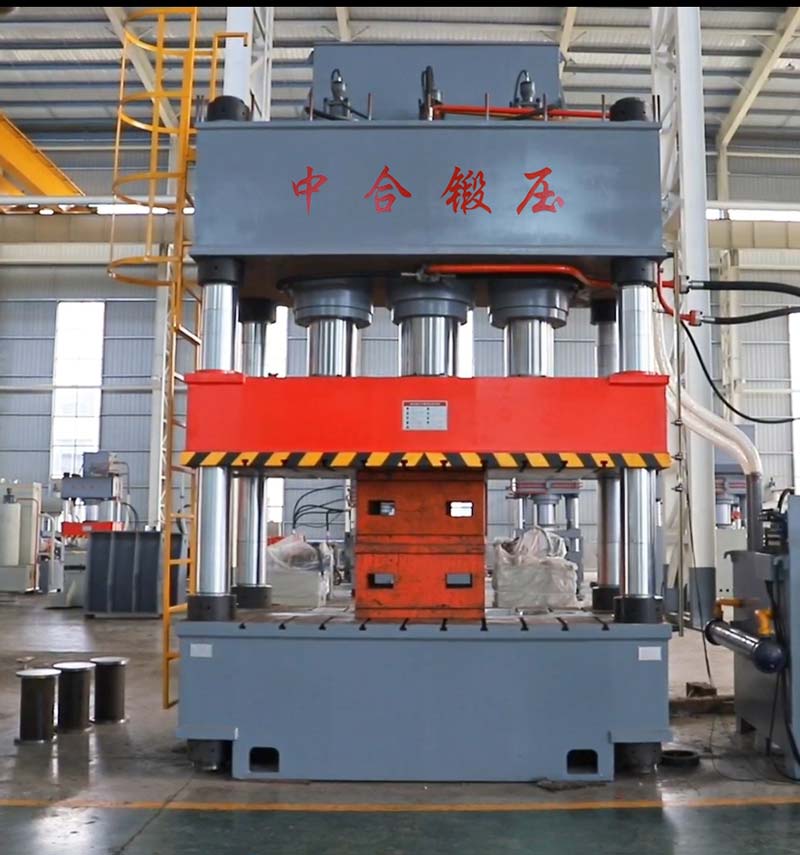 1500噸三梁四柱液壓機(jī)的參數(shù)、價(jià)格(圖1)